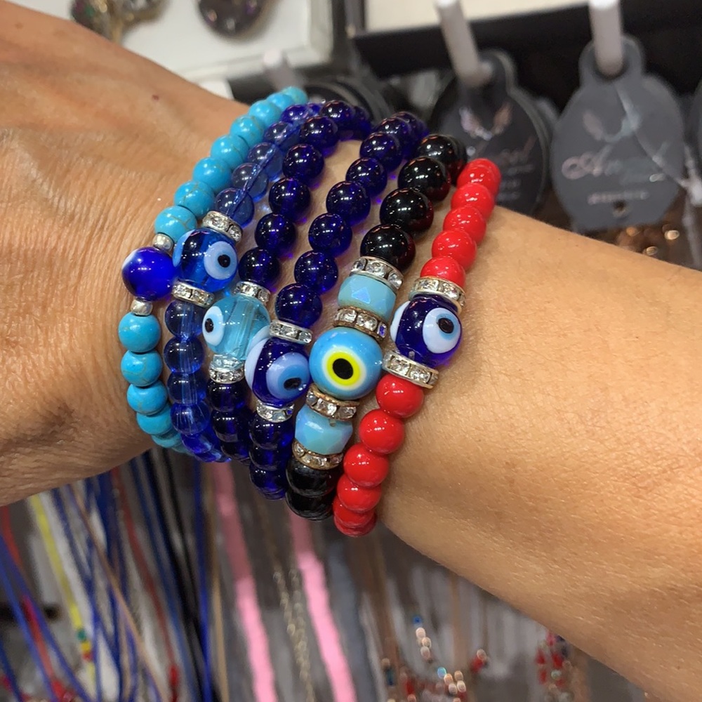 Bracelets - Picture 3 of 4